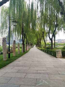 石磚步道