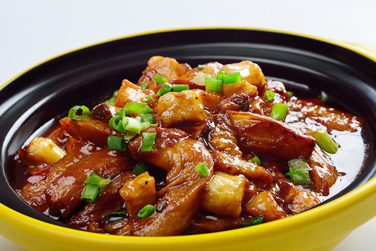 咸魚(yú)茄子煲