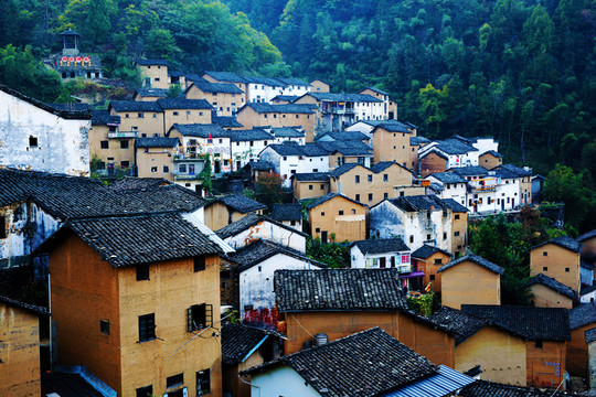 陽產(chǎn)土樓