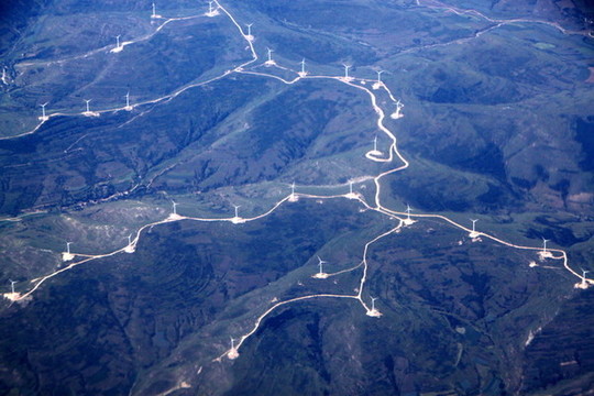 飛機(jī)航拍大地