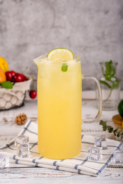 蜂蜜檸檬茶飲品高清圖