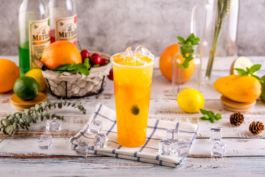 滿杯芒果飲品高清圖