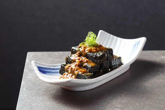 牛肉松黑豆腐