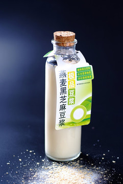 燕麥黑芝麻豆?jié){