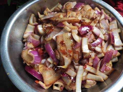 洋蔥炒肉特寫