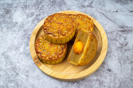 傳統(tǒng)節(jié)日八月十五中秋節(jié)月餅素材