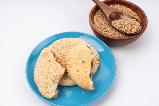 湖南衡陽(yáng)特產(chǎn)酥薄月白底