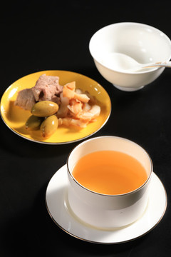 青欖燉角螺湯