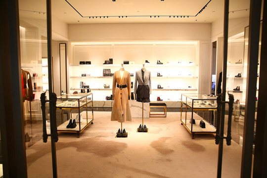 女裝店