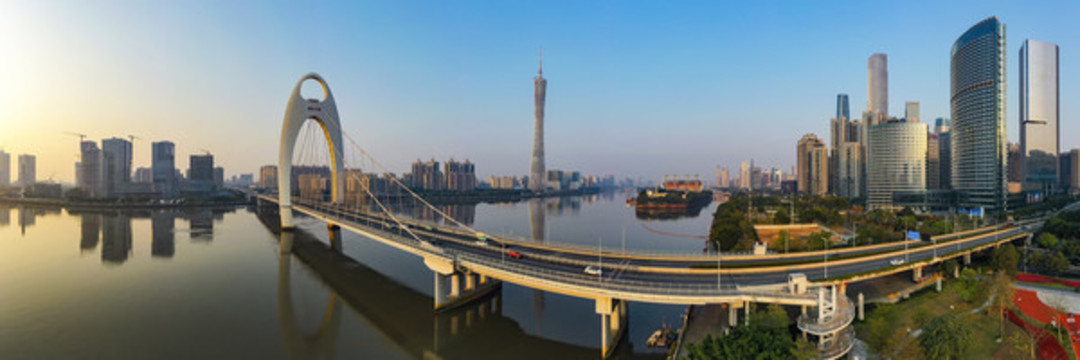 廣州地標(biāo)建筑廣州塔和獵德大橋