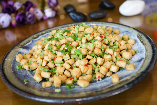 炒豆腐丁