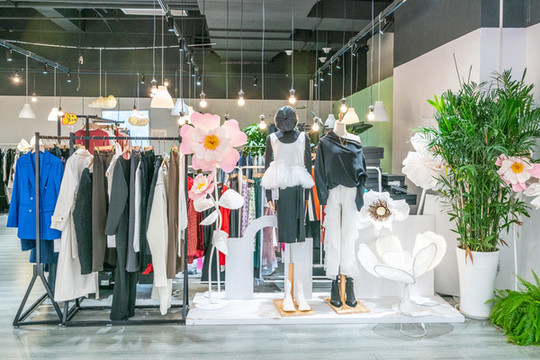 高檔女裝店