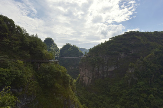 新昌十九峰景區(qū)的飛龍棧道
