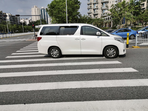 商務(wù)車