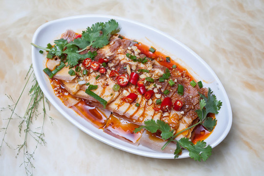 紅油蒜泥白肉