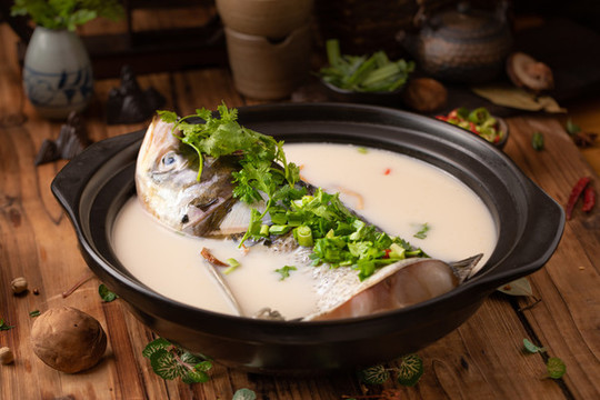 魚頭湯