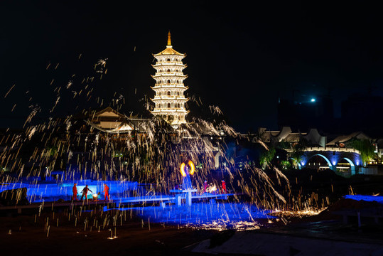 打鐵花
