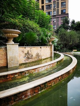 小區(qū)水池