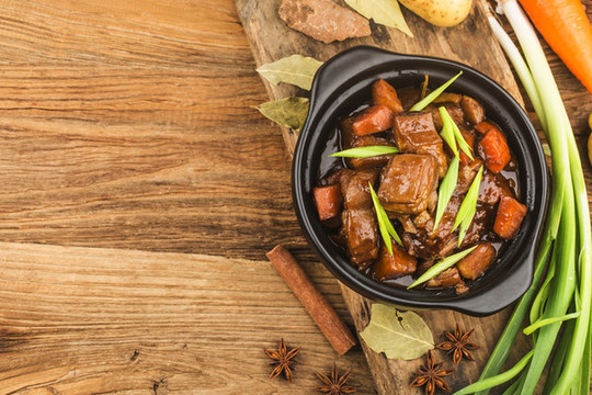 羊肉煲