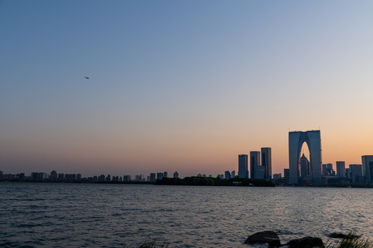 蘇州金雞湖東方之門景觀