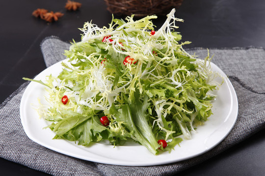 涼拌苦菊