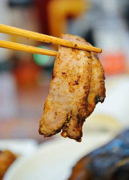 鹵肉片