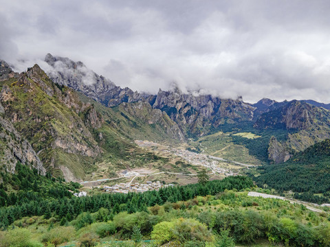 扎尕那風(fēng)景全景