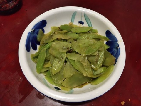 清炒萵筍