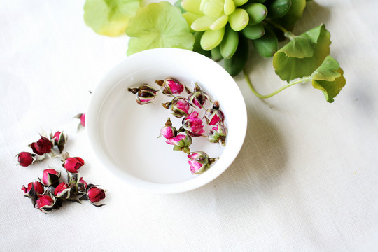 金邊玫瑰茶泡茶