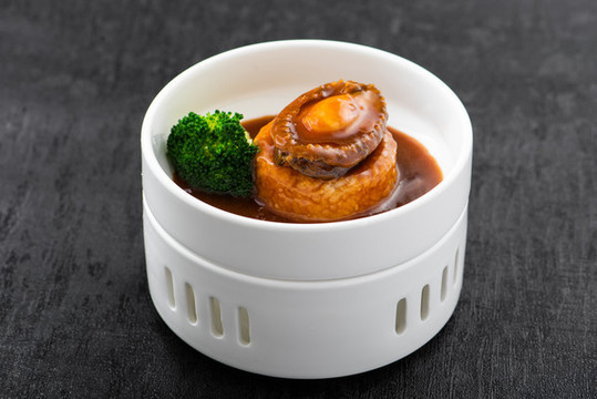 紅燒鮑魚(yú)