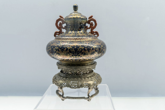 上海博物館珍品展示瓷器