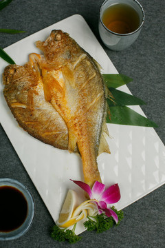 香煎大黃魚