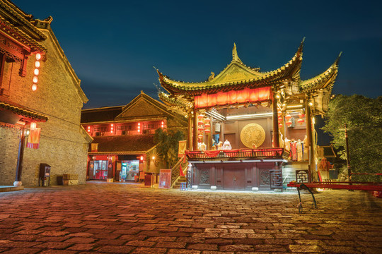 中國(guó)泰州古鎮(zhèn)街道和夜景