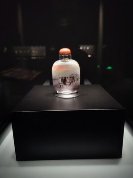 鼻煙壺