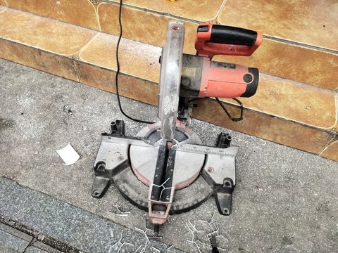切割機(jī)電動(dòng)工具