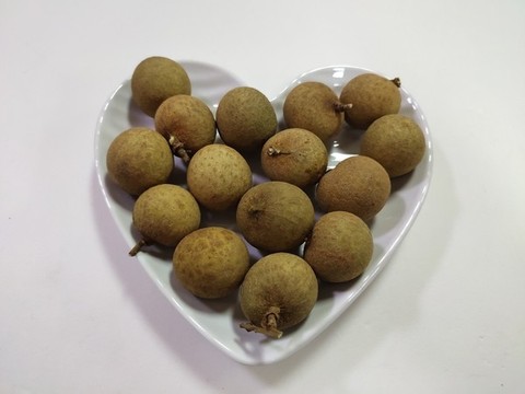 桂圓愛心果盆