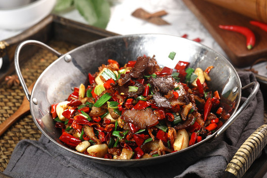 干鍋臘肉
