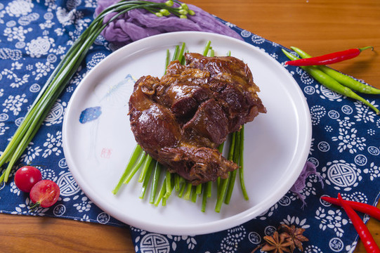 鹵牛肉
