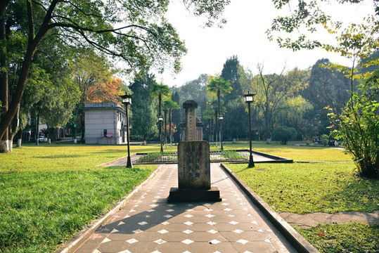 綿陽宋哲元將軍墓園