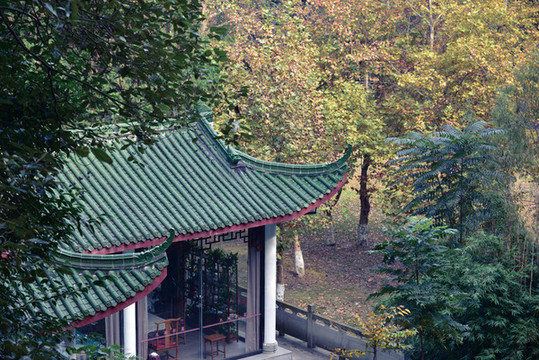 深山古寺