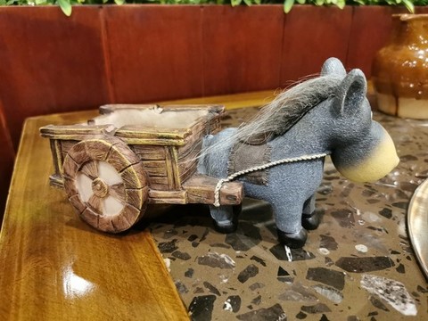 毛驢拉車雕塑藝術(shù)