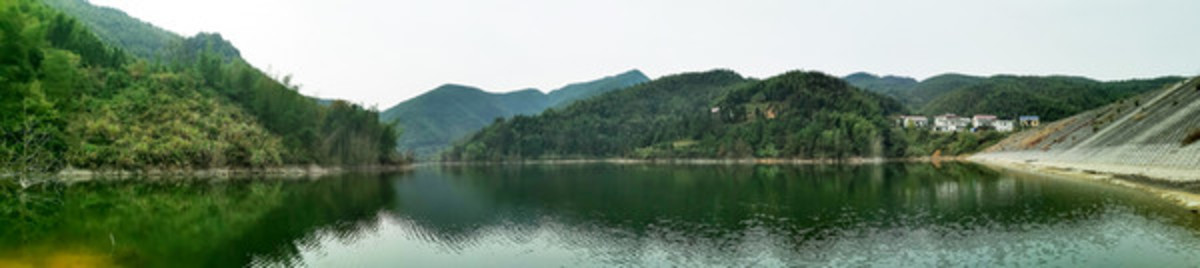 水庫(kù)全景圖