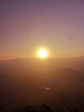 夕陽西下天界石棧道風景