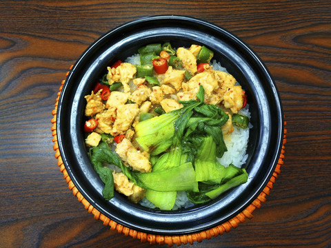 一份煲仔飯