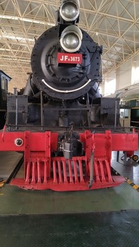 解放9型蒸汽機(jī)火車