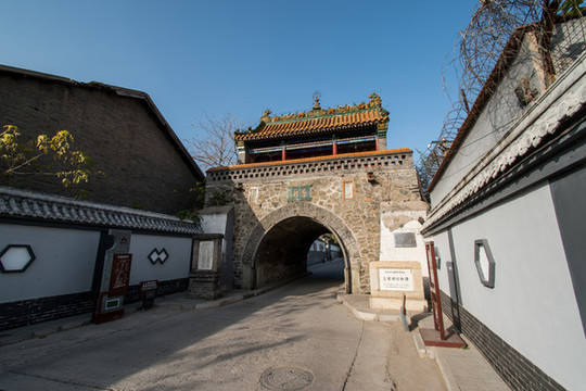 北京琉璃渠村三官閣過街樓