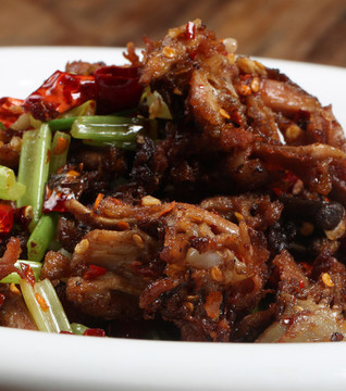 炒拆骨肉