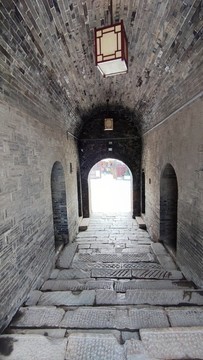 韻寺聲鐘影塔通道