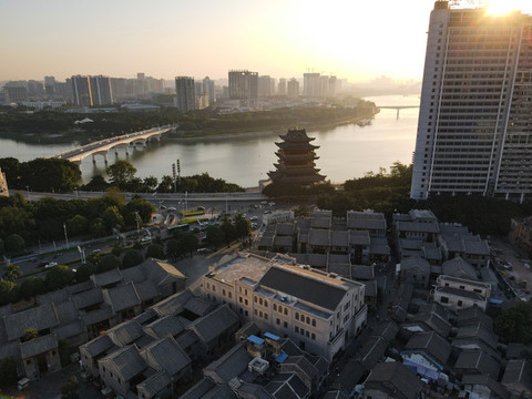 南寧三街兩巷步行街暢游閣