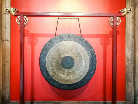 傳統(tǒng)樂器古銅鑼鼓